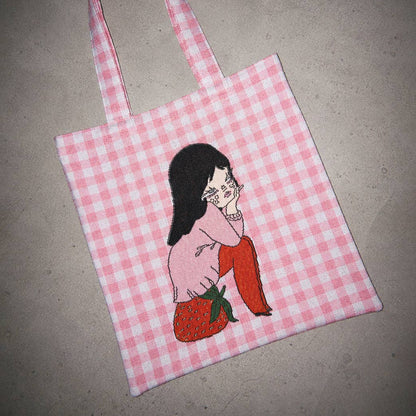 Contención Woven Tote - Stay Weird Kids